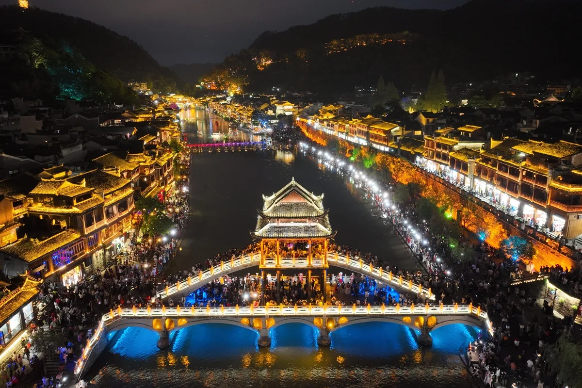 Stunning night illumination view of Fenghuang Ancient City