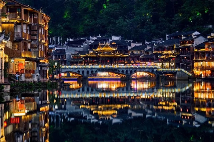 Night View of Fenghuang Ancient Town