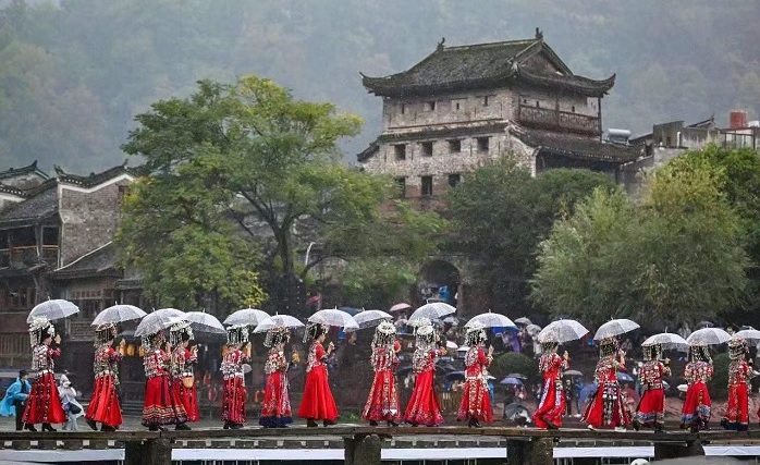 Fenghuang Costume Parade