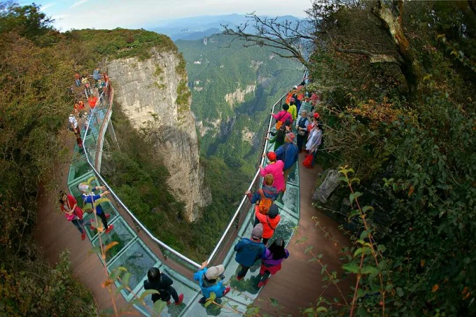 天门山东线玻璃栈道