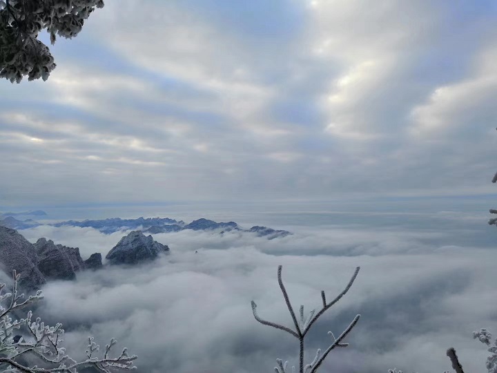 Zhangjiajie Tianmen Mountain Scenery
