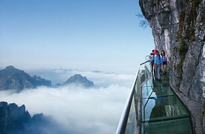 Tianmen Mountain Glass Skywalk