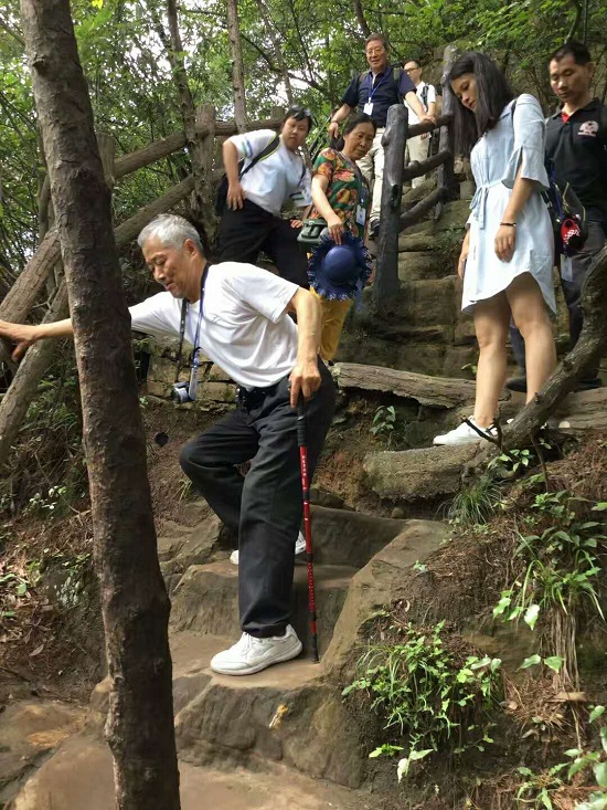 Steep Road in Yangjiajie