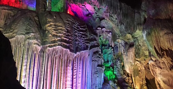 Zhangjiajie Yellow Dragon Cave