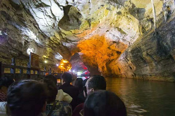 Zhangjiajie Yellow Dragon Cave