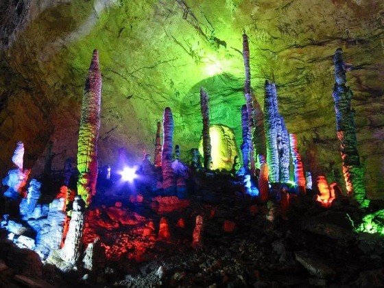 Zhangjiajie Yellow Dragon Cave