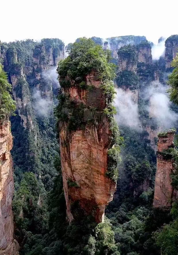 Zhangjiajie Avatar Mountain