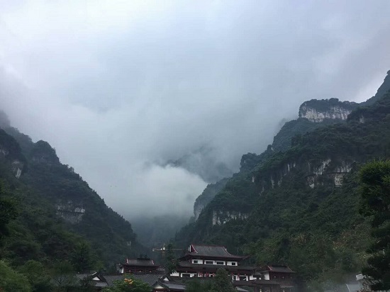 Zhangjiajie Tianmen Mountain National Forest Park